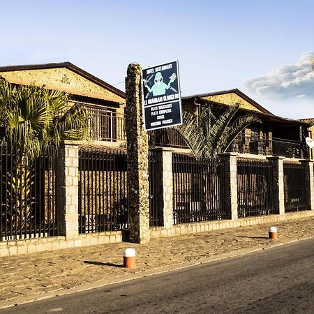 Hotel Restaurant Le Miamiam Glouglou Ambositra Екстериор снимка