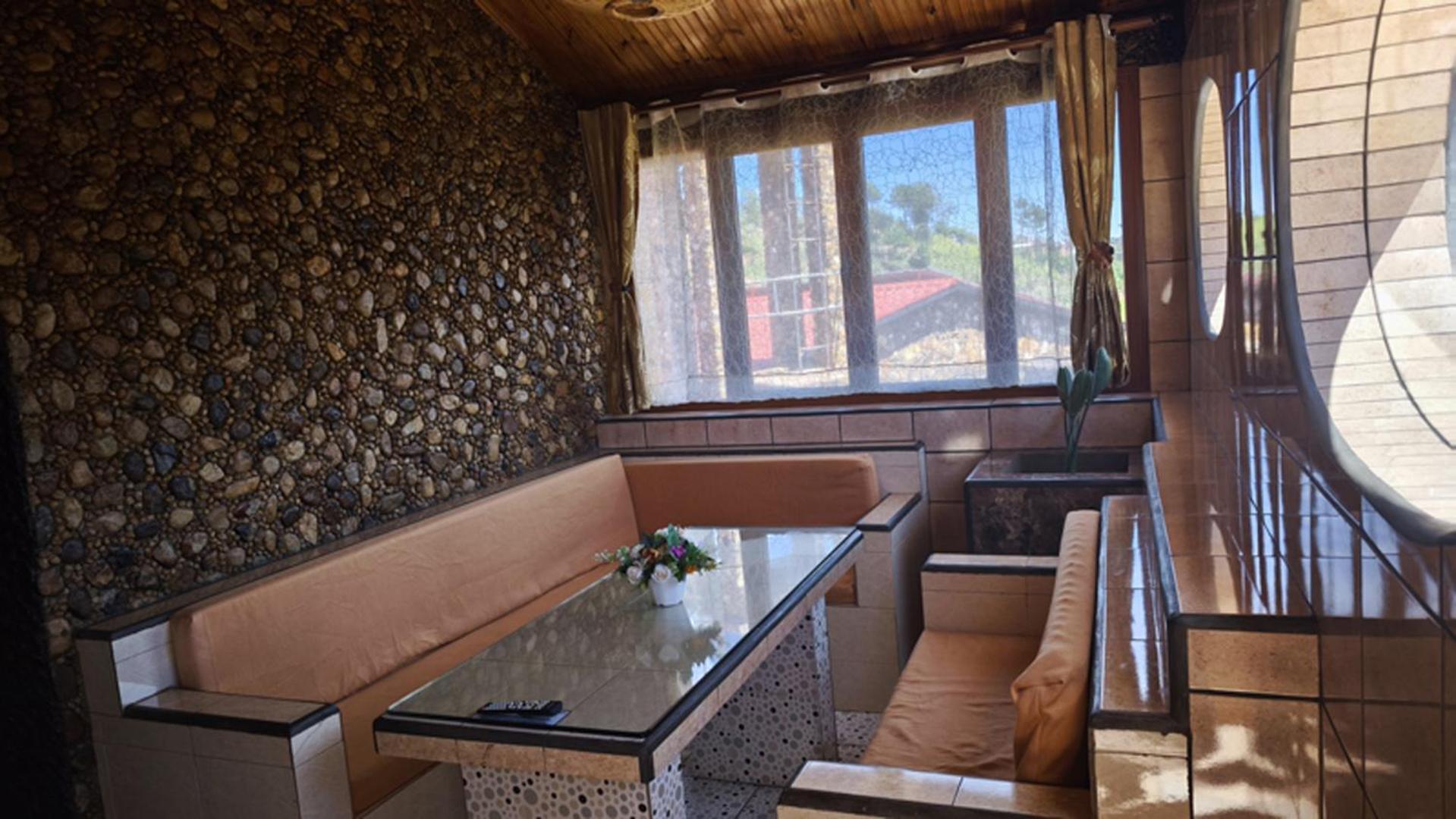 Hotel Restaurant Le Miamiam Glouglou Ambositra Екстериор снимка
