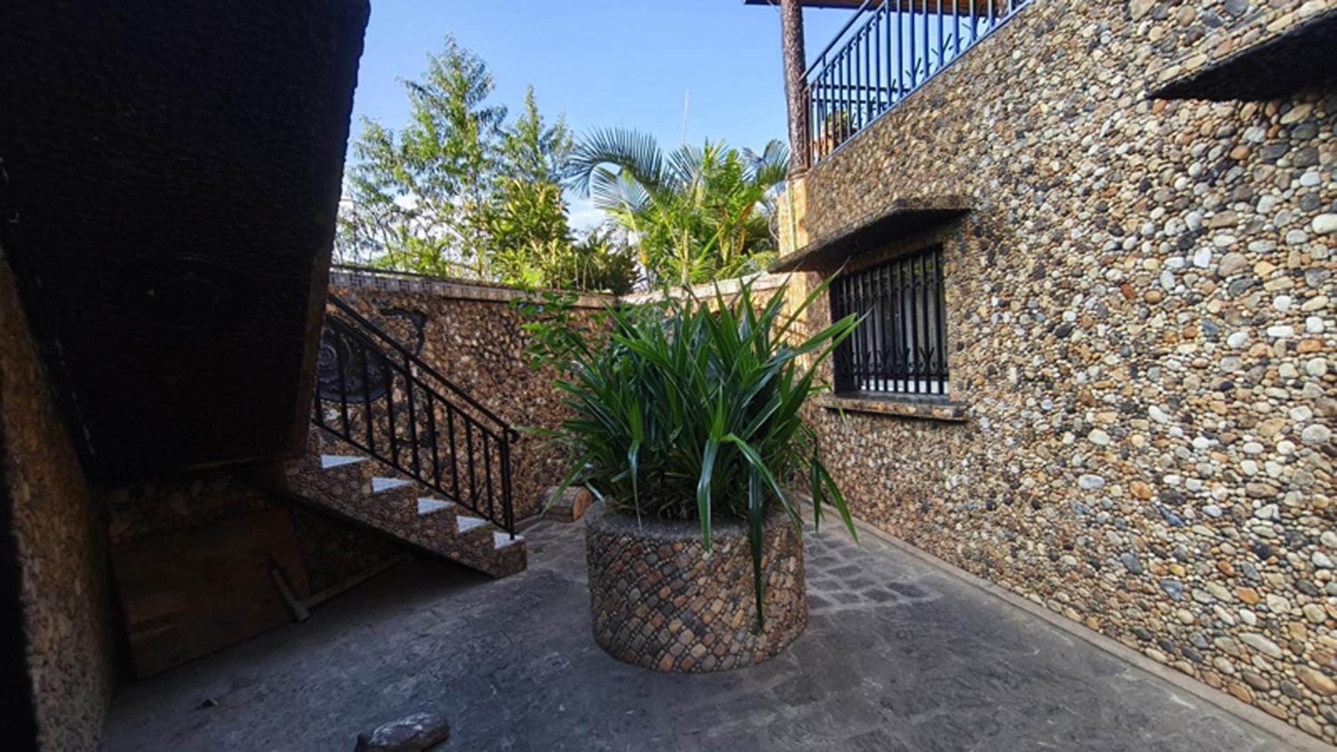 Hotel Restaurant Le Miamiam Glouglou Ambositra Екстериор снимка